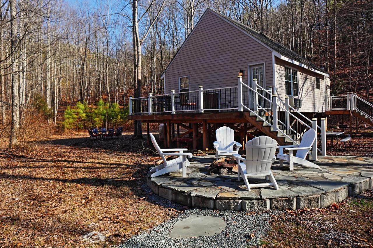 Our Private Wooded Cabin Chatham Eksteriør bilde